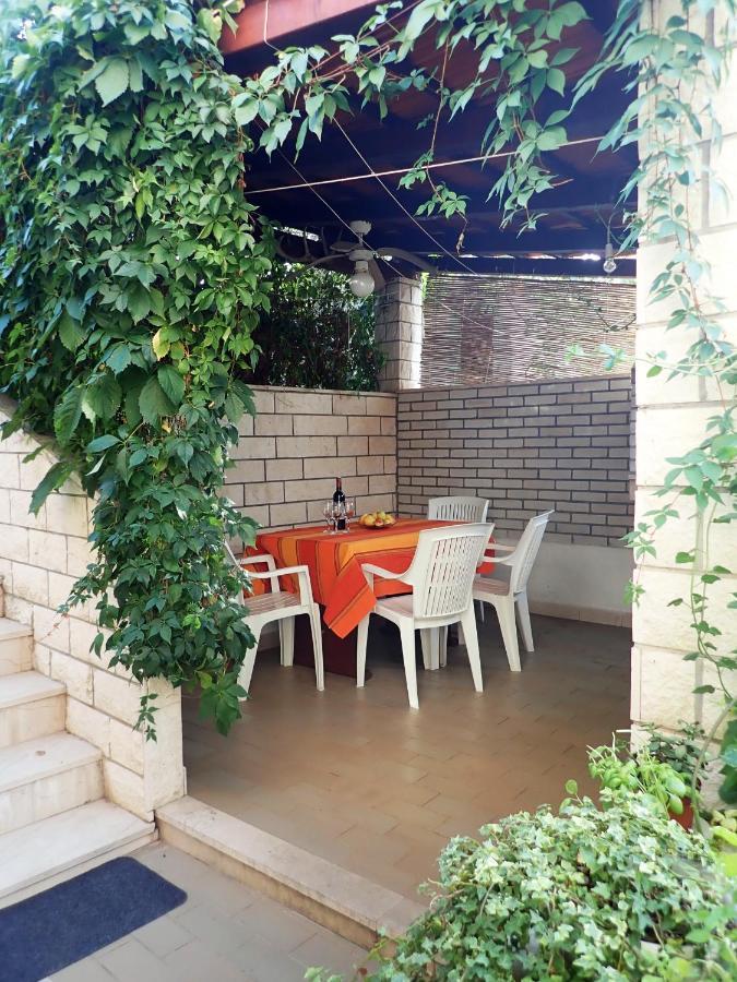 Katja Beach Apartment Račišće Εξωτερικό φωτογραφία